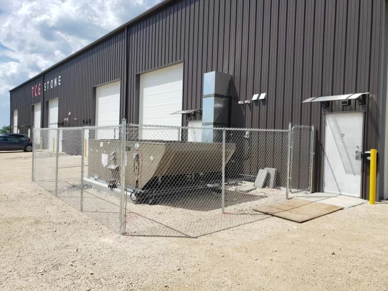 Chain link security fence