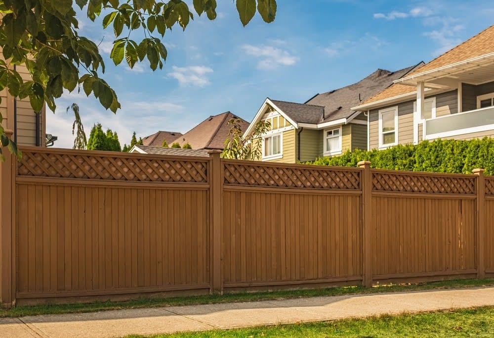 privacy fence for winnipeg homes